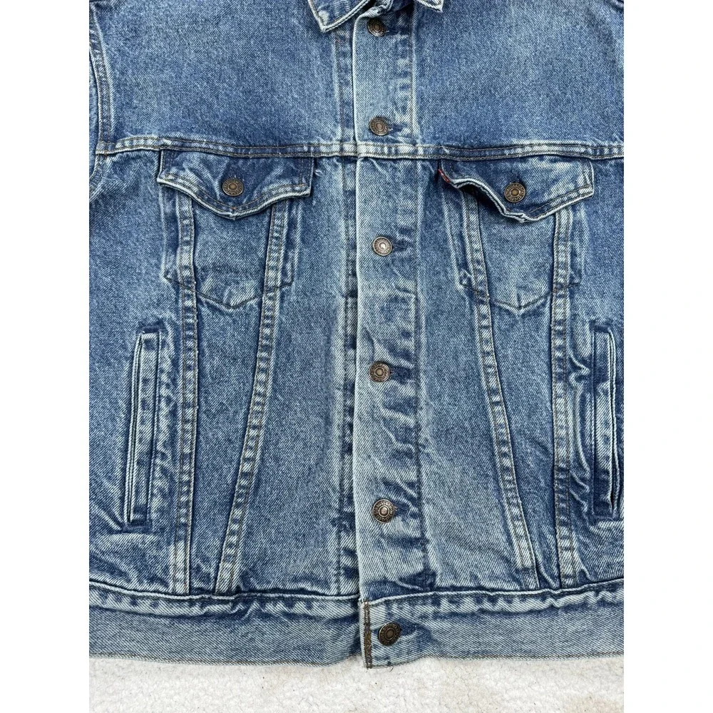 Vintage Levis Blue Denim Trucker Jacket Mens Medium 70507-0218 Made USA 80s